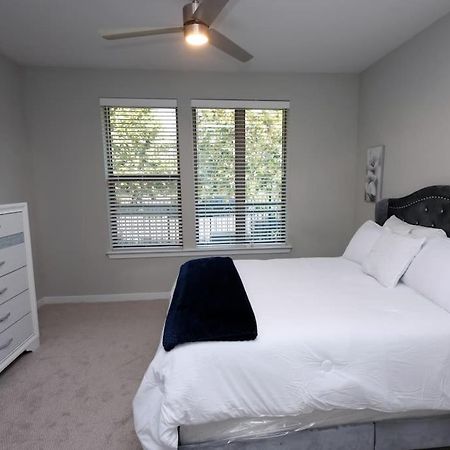 Comfortable Getaway Downtown Htx Houston Esterno foto